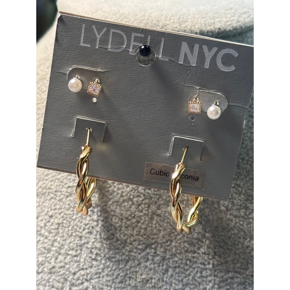 #22. Earring Gold-tone Trio